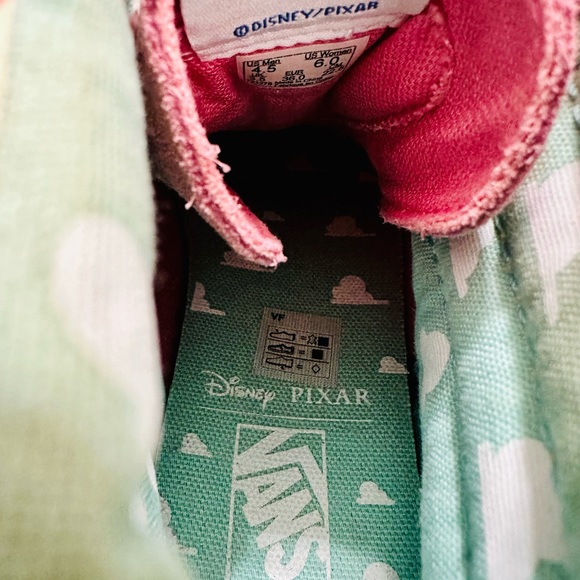 Limited edition ** little no peep Toy Story vans ** W6 - Picture 10 of 11